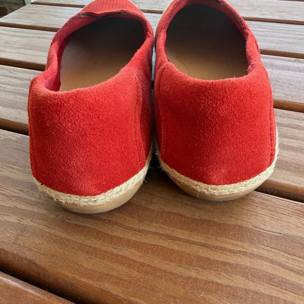 Clarks‎ Danelly Sky Rouge Red Suede Perforated Espadrille Slip On Loafers 8M NEW